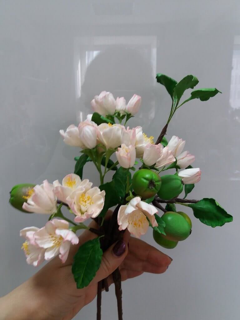 Весенний букет с цветущей яблоней от Академии Clay Craft by Deco готов для изучения!