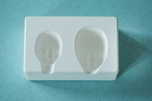Формочка для лепки лица (2 оттиска) в школе лепки "Искусство японской глины"